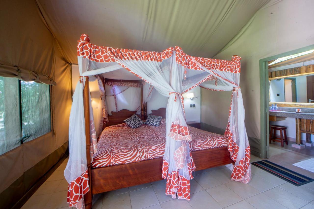 Lake Naivasha Crescent Camp Екстер'єр фото