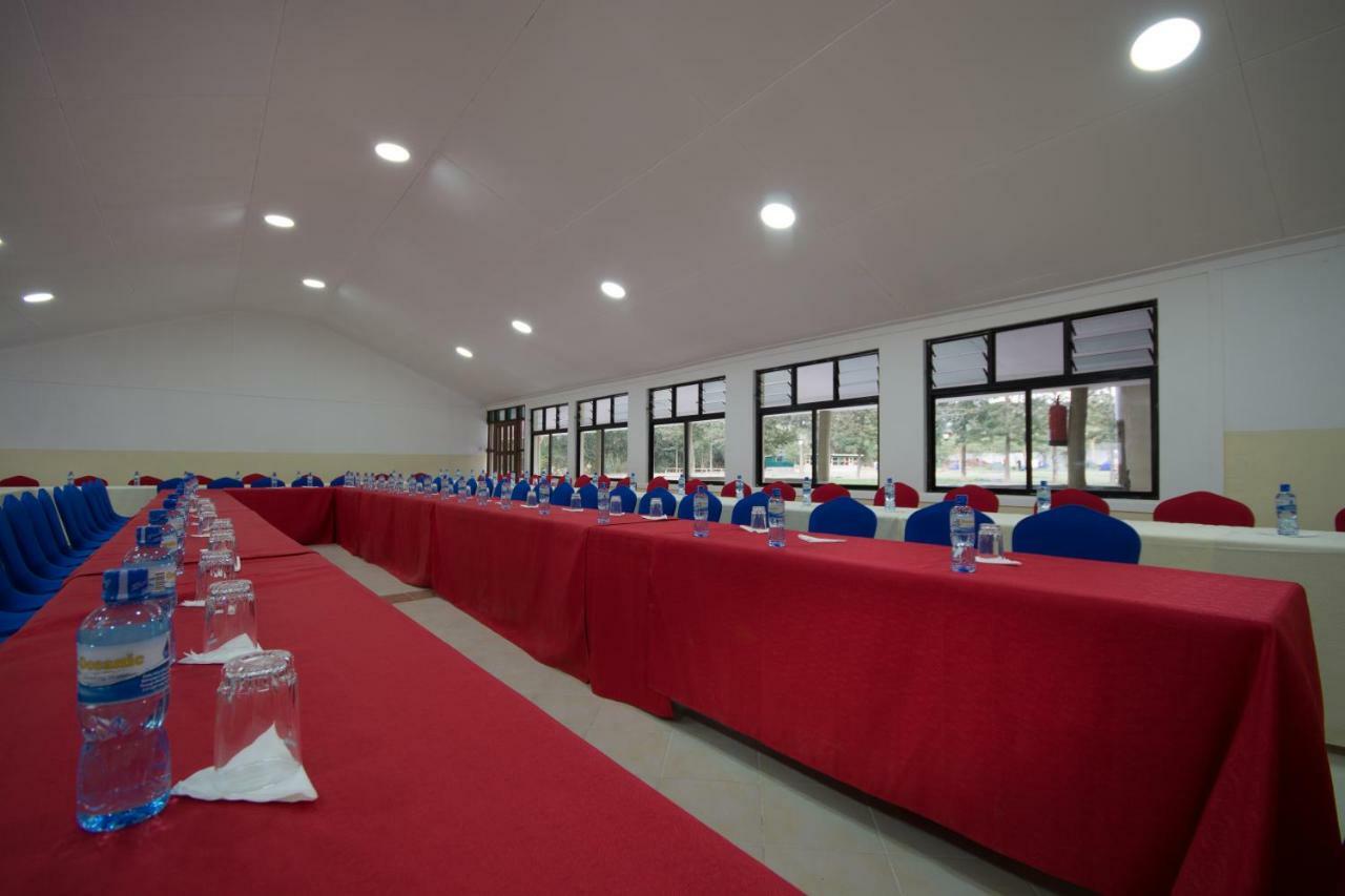 Lake Naivasha Crescent Camp Екстер'єр фото